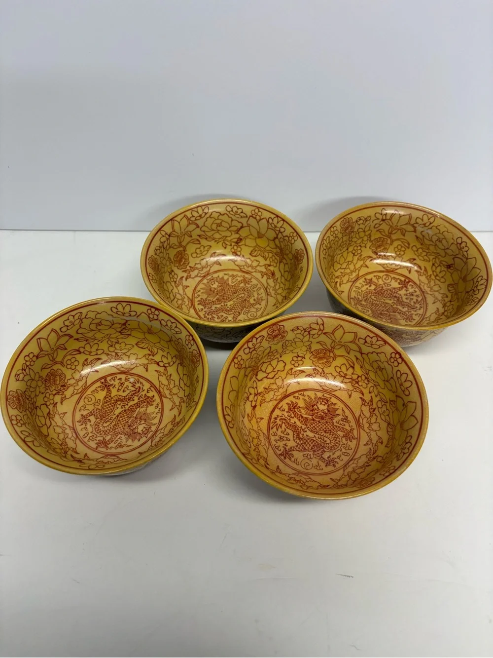 Unbranded set yellow